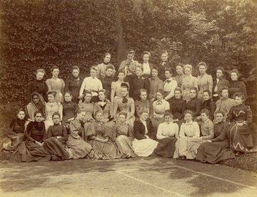 Photo of Cornelia Sorabji at Somerville Hall, 1891