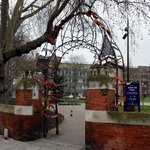 Photo of the entrance to Altab Ali Park
