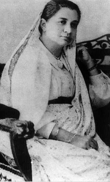 Portrait of Madam Bhikaiji Cama